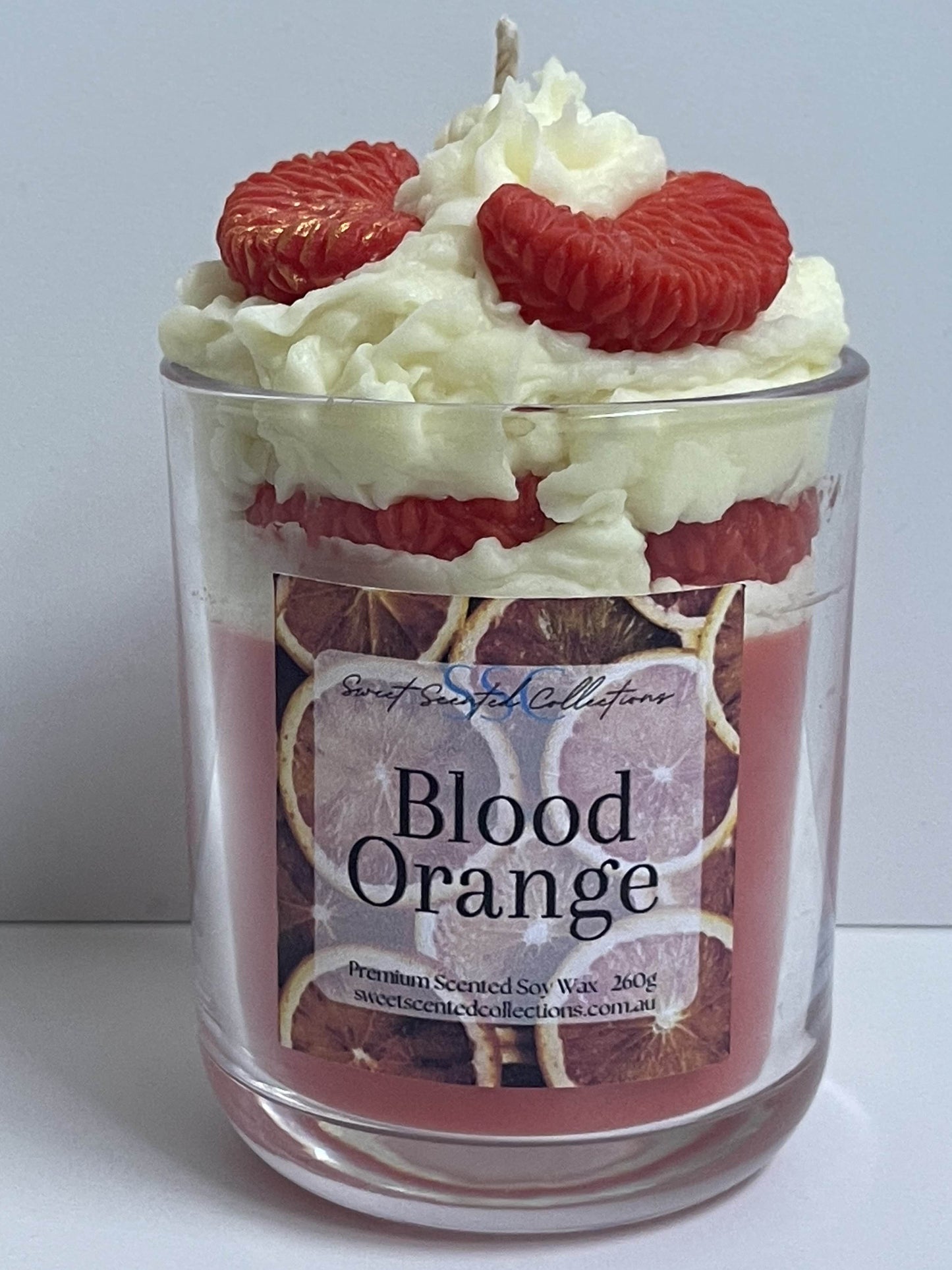 شمعة الفراولة وكريمة الصويا - 220 جم