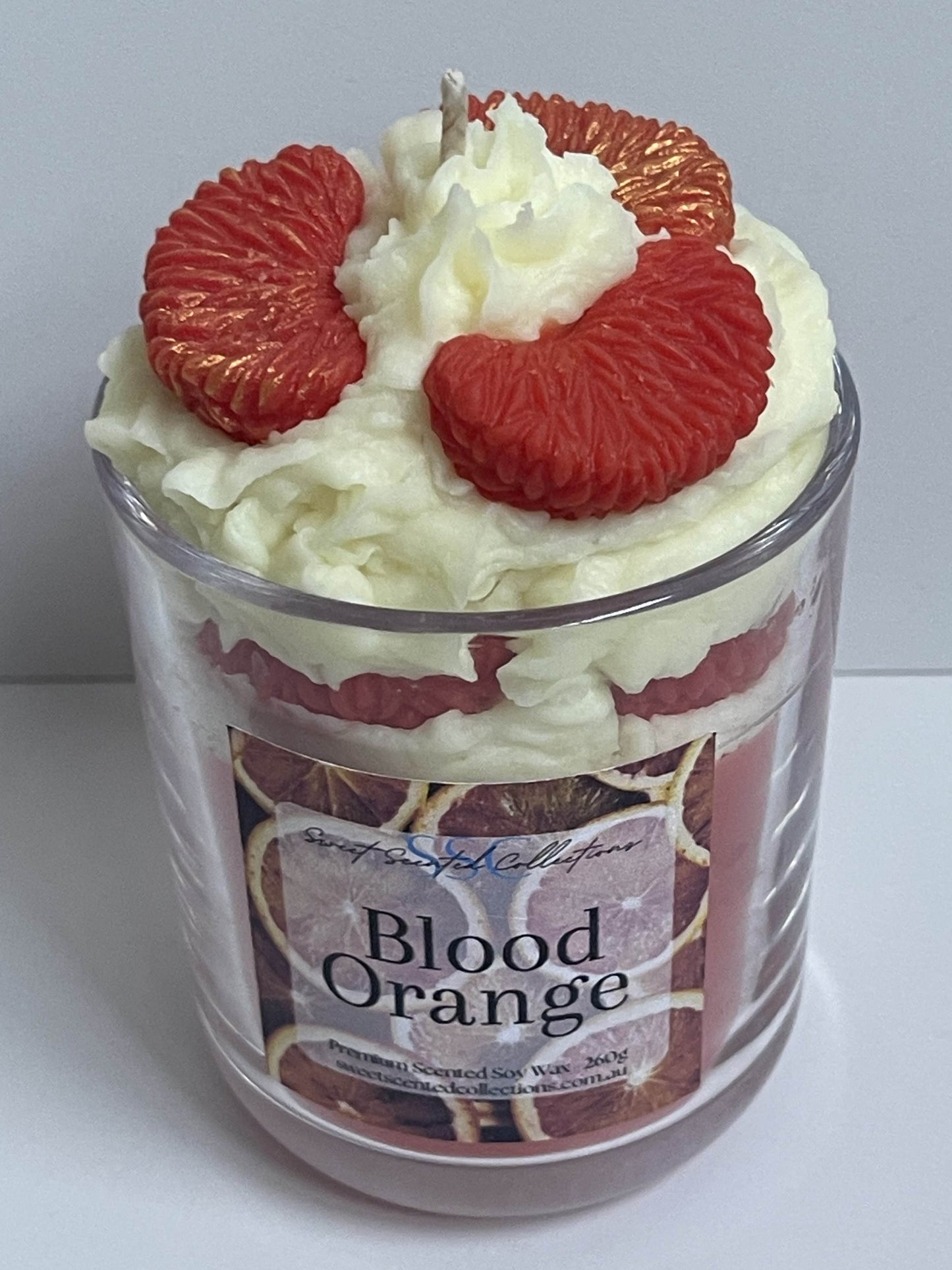 شمعة الفراولة وكريمة الصويا - 220 جم