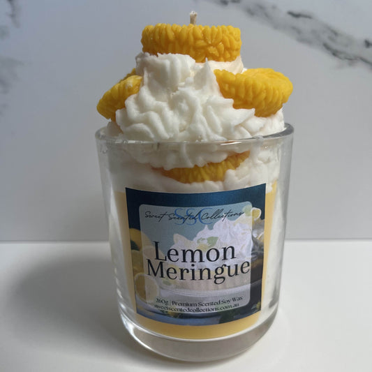 شمعة الفراولة وكريمة الصويا - 220 جم