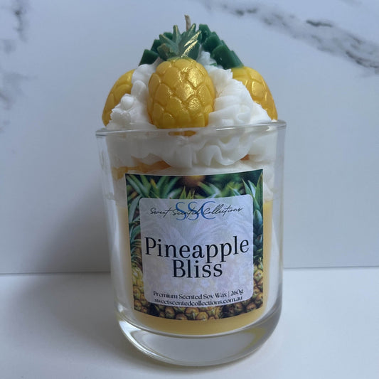 شمعة الفراولة وكريمة الصويا - 220 جم